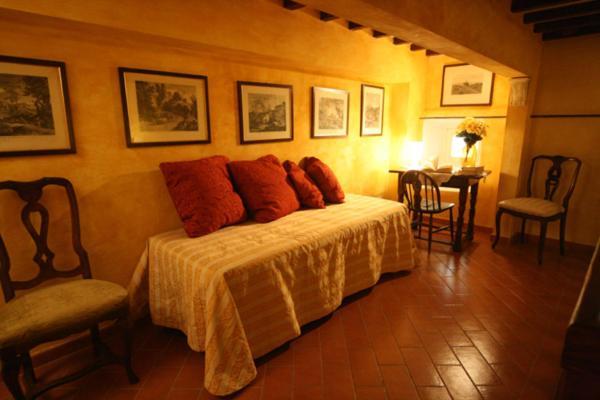 Palazzo Pergola Apartment ฟลอเรนซ์ ภายนอก รูปภาพ