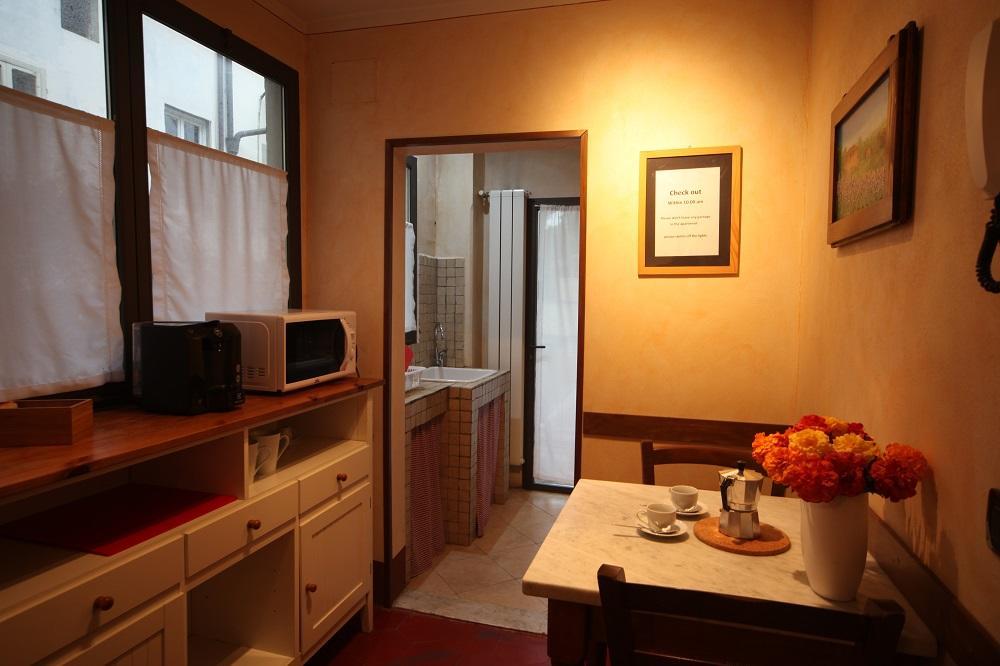 Palazzo Pergola Apartment ฟลอเรนซ์ ภายนอก รูปภาพ